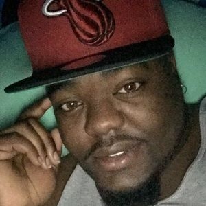 Meet your Posher, Deonte